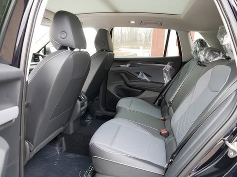 New 2026 Volkswagen Tiguan SE AWD/4WD image 8