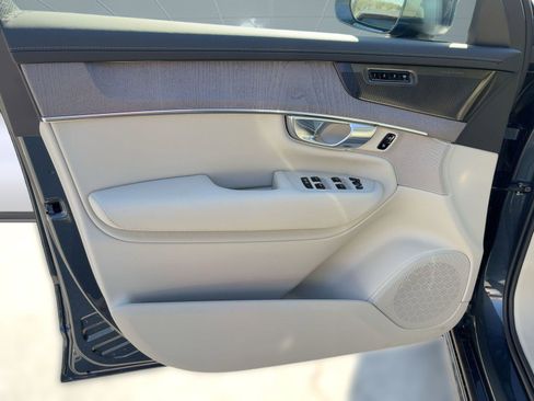 New 2026 Volvo XC90 T8 Ultra w/ Protection Package image 21