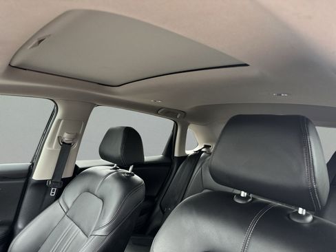 Used 2024 Honda HR-V EX-L image 23