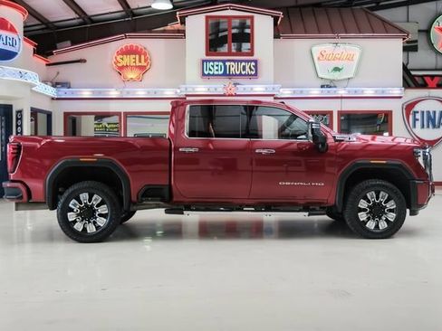 Used 2024 GMC Sierra 2500 Denali w/ Denali Reserve Package AWD/4WD image 10