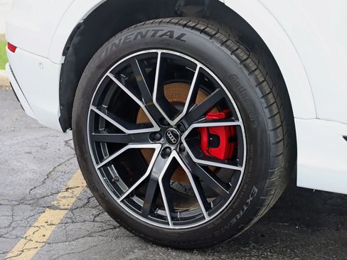 Used 2019 Audi Q8 Premium Plus AWD/4WD image 6