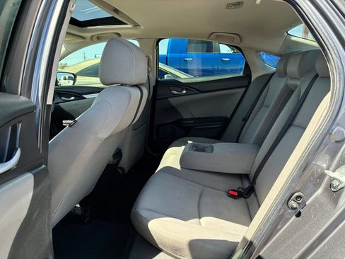 Used 2019 Honda Civic EX image 14