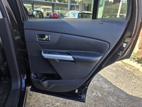 Used 2011 Ford Edge SE w/ 101A Rapid Spec Order Code image 15