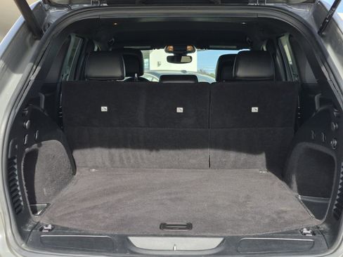 Used 2020 Jeep Grand Cherokee Altitude image 8