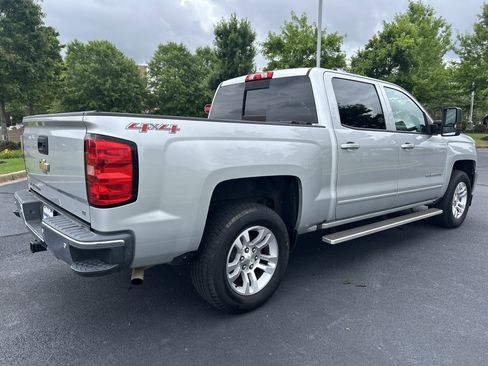 Used 2017 Chevrolet Silverado 1500 LT w/ Max Trailering Package AWD/4WD image 9