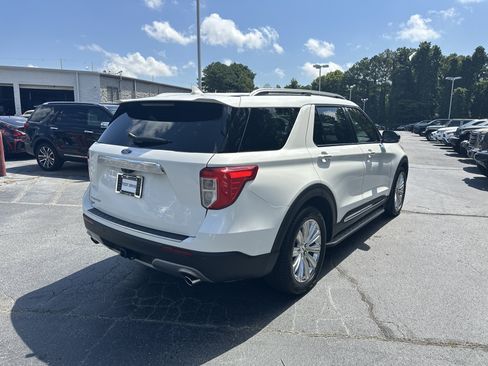 Used 2021 Ford Explorer Limited w/ Equipment Group 301A RWD image 9