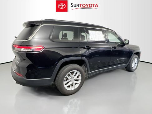 Used 2023 Jeep Grand Cherokee L Laredo RWD image 4