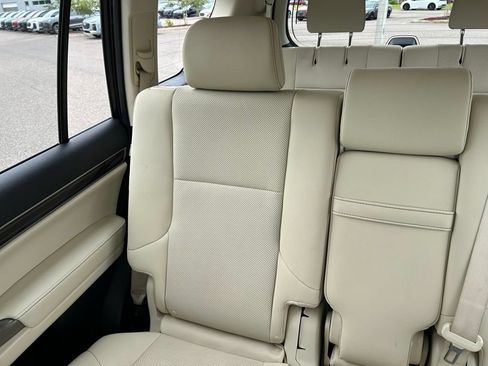 Used 2022 Lexus GX 460 Premium w/ Premium Package AWD/4WD image 12