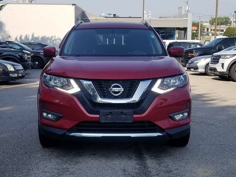 Used 2017 Nissan Rogue SV w/ SV Premium Package AWD/4WD image 2