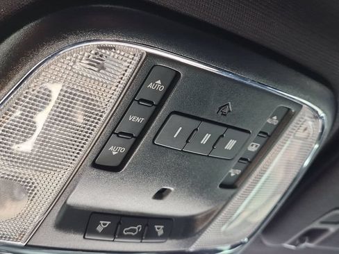 Used 2019 Jeep Grand Cherokee Limited X AWD/4WD image 18