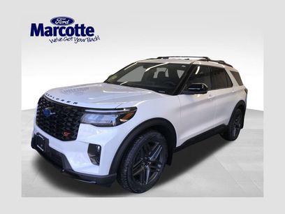 New 2026 Ford Explorer ST w/ Sun And Sound Package