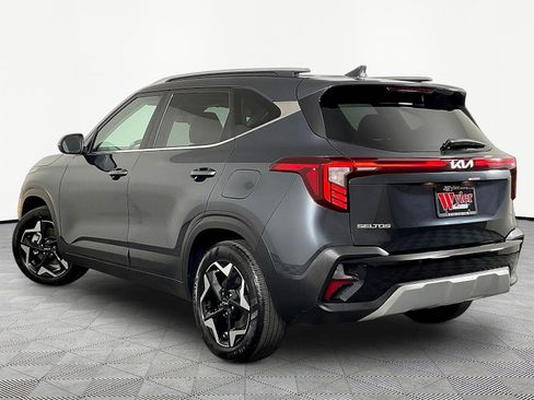 Used 2025 Kia Seltos EX AWD/4WD image 4