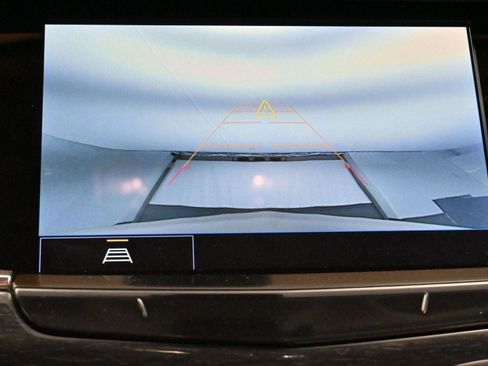 Used 2022 Cadillac XT6 Premium Luxury image 25