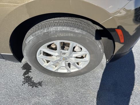 Used 2024 Chevrolet Equinox LT image 10