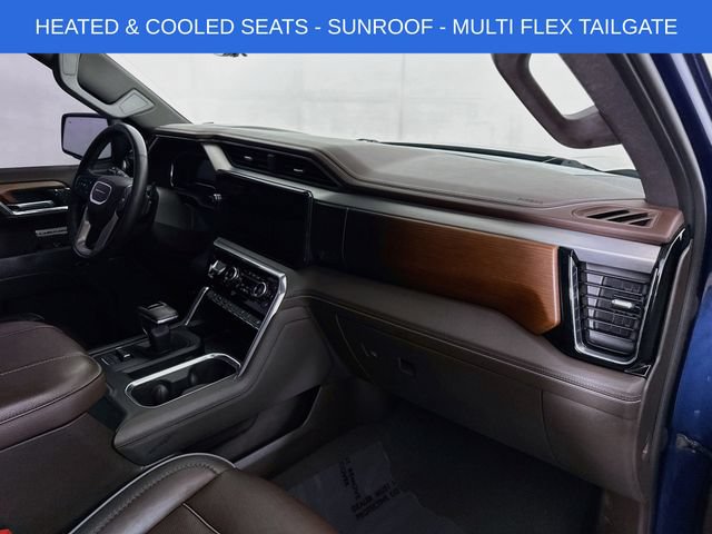 Used 2023 GMC Sierra 1500 Denali w/ Denali Reserve Package AWD/4WD image 30
