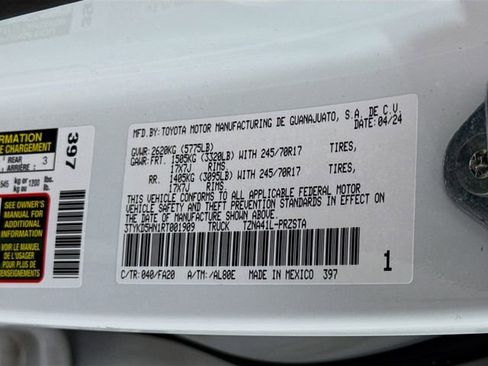 Used 2024 Toyota Tacoma SR image 31