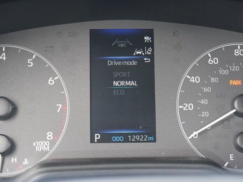 Certified 2025 Toyota Corolla SE w/ Convenience Package FWD image 31