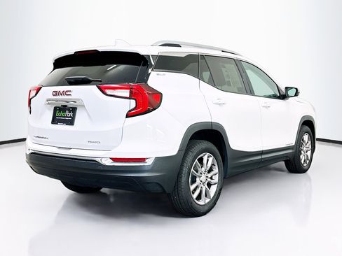 Used 2022 GMC Terrain SLT AWD/4WD image 9