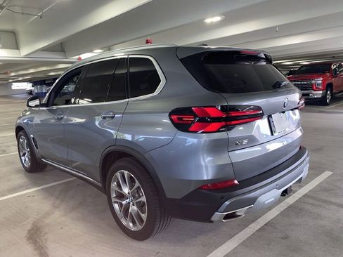 Certified 2024 BMW X5 xDrive40i w/ Premium Package AWD/4WD image 5