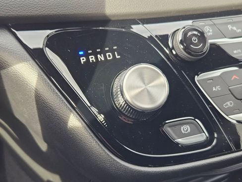 New 2026 Chrysler Voyager LX image 18