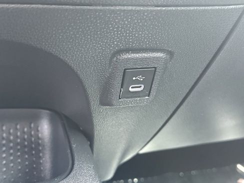 Certified 2025 Toyota Corolla LE image 27