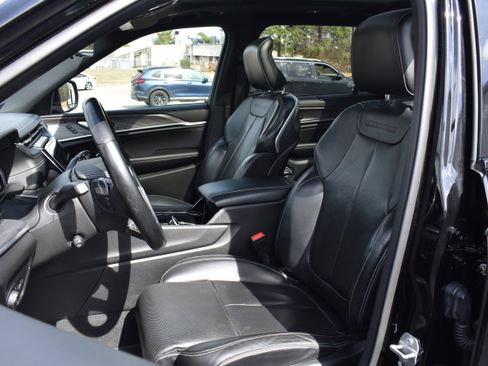 Used 2021 Jeep Grand Cherokee L Overland w/ Luxury Tech Group IV image 25