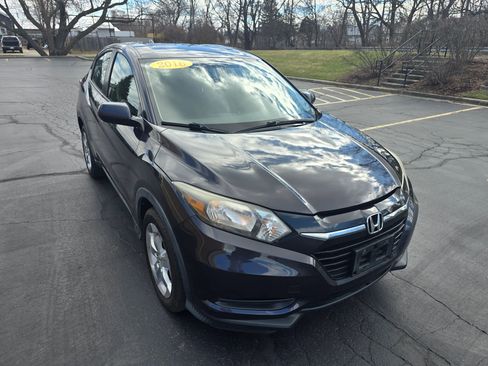 Used 2016 Honda HR-V LX image 3