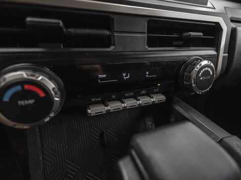 Used 2024 Toyota Tacoma SR RWD image 17