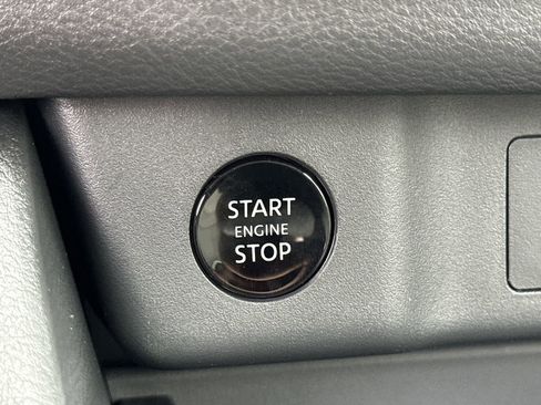 New 2025 Nissan Rogue SV image 6