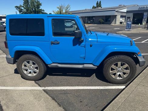 Used 2012 Jeep Wrangler Sahara AWD/4WD image 1