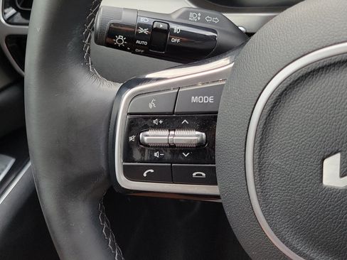 Used 2022 Kia Sorento SX FWD image 24