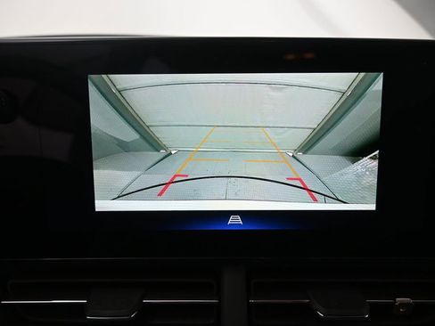Used 2024 Chevrolet Trax ACTIV w/ Sunroof Package FWD image 27