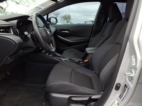 Used 2022 Toyota Corolla SE image 16