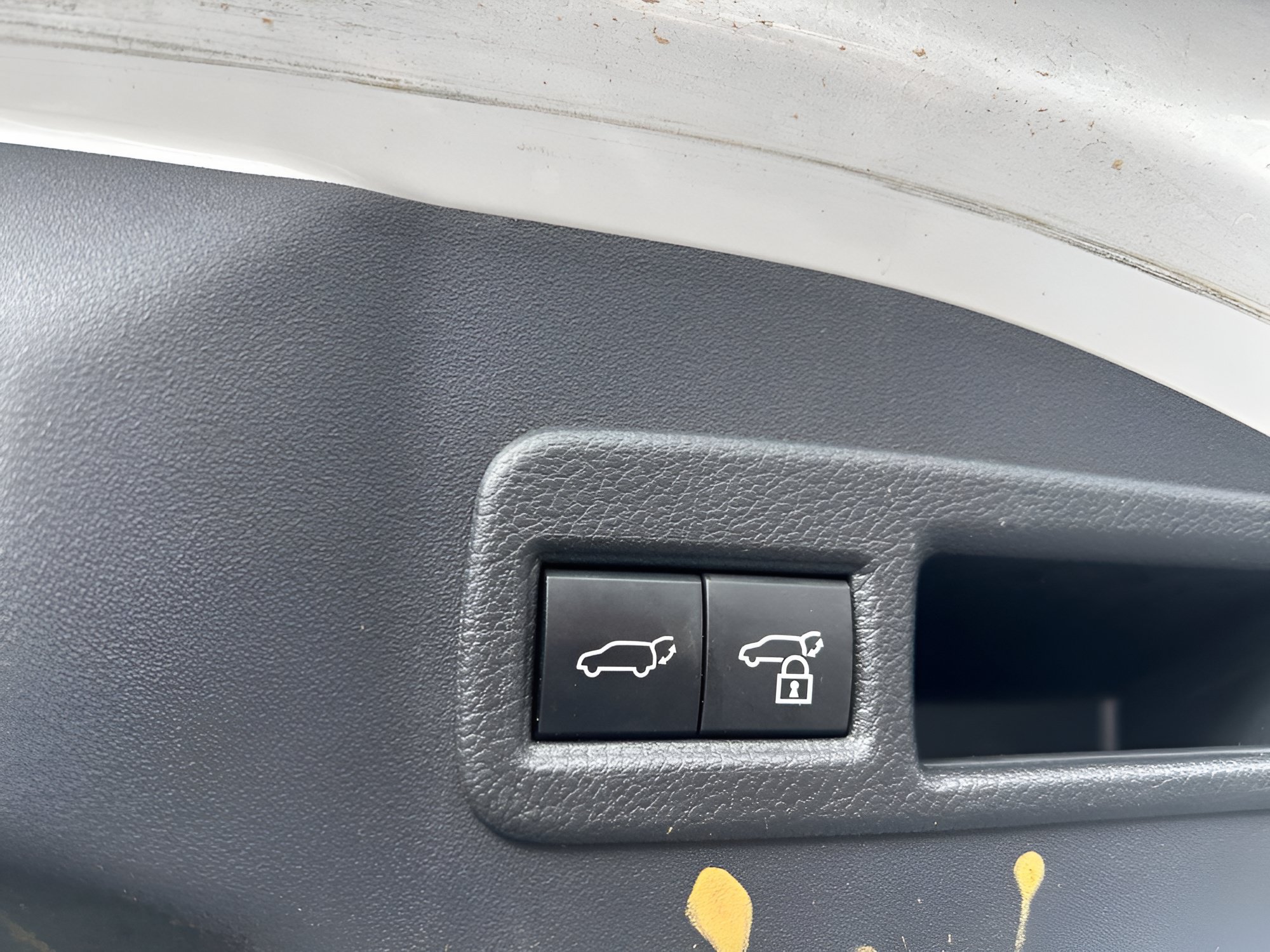 Used 2023 Toyota bZ4X AWD image 13