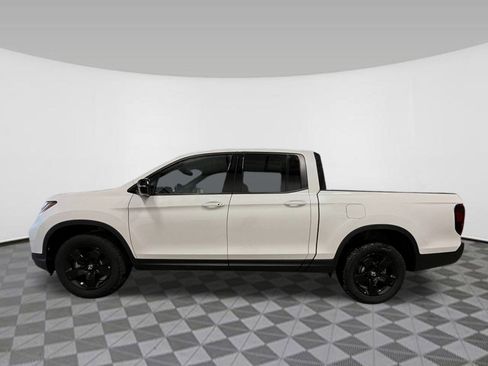 New 2026 Honda Ridgeline Black Edition image 3