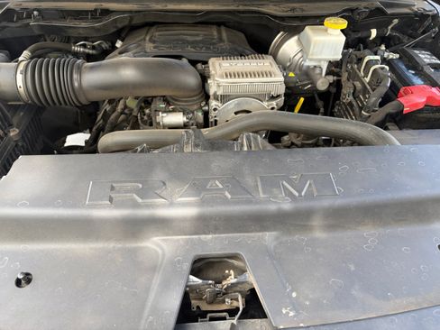 Used 2023 RAM 1500 Big Horn AWD/4WD image 32
