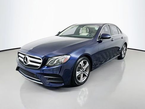Used 2018 Mercedes-Benz E 300 image 1