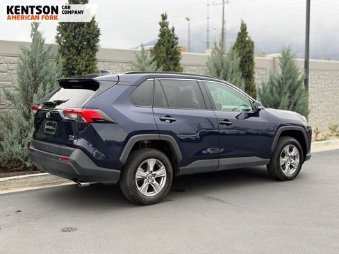 Used 2025 Toyota RAV4 XLE AWD/4WD image 10