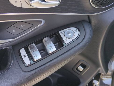 Used 2021 Mercedes-Benz GLC 300 image 15