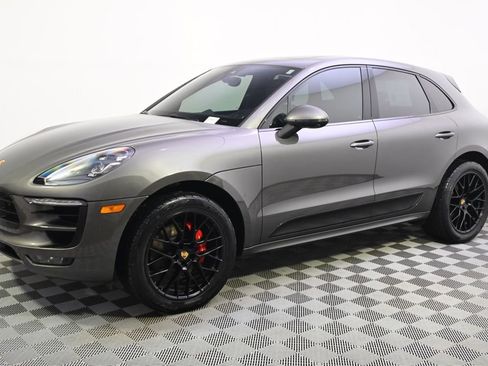 Used 2018 Porsche Macan GTS AWD/4WD image 2