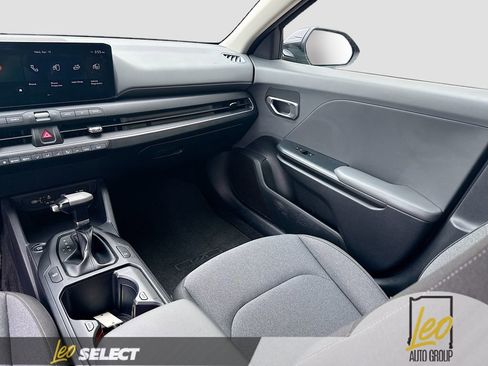 Used 2025 Kia K4 FWD image 21