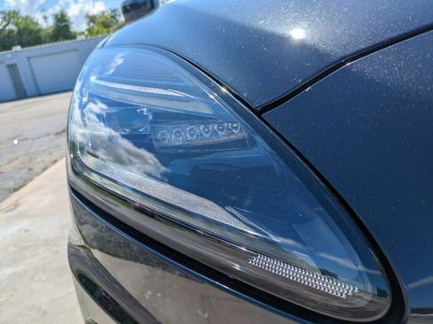 Used 2021 Jaguar E-PACE SE AWD/4WD image 10