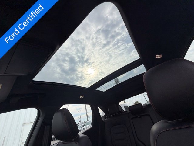 Certified 2023 Ford Escape ST-Line Elite w/ Premium Technology Package AWD/4WD image 22