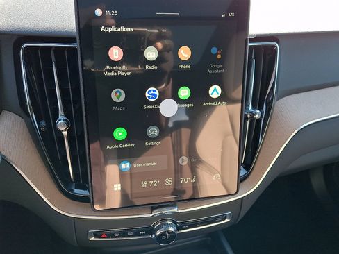 New 2026 Volvo XC60 B5 Plus w/ Climate Package image 10