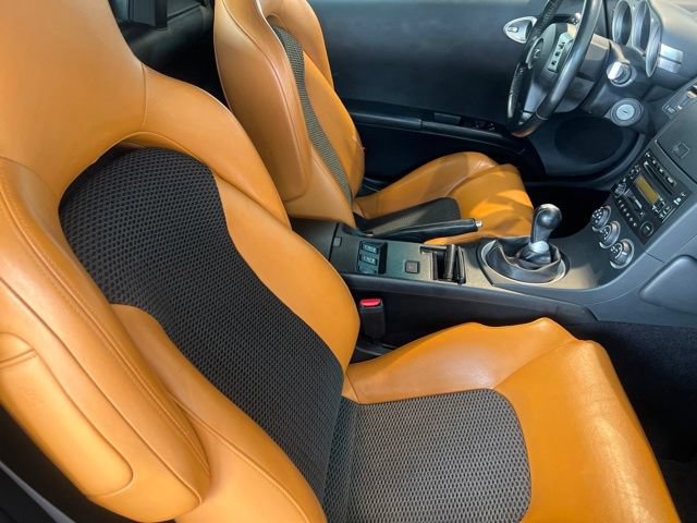 Used 2005 Nissan 350Z Grand Touring RWD image 22