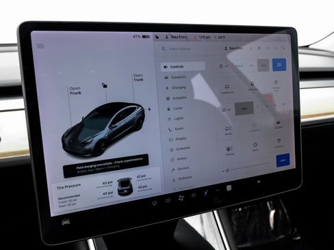 Used 2018 Tesla Model 3 Long Range image 37
