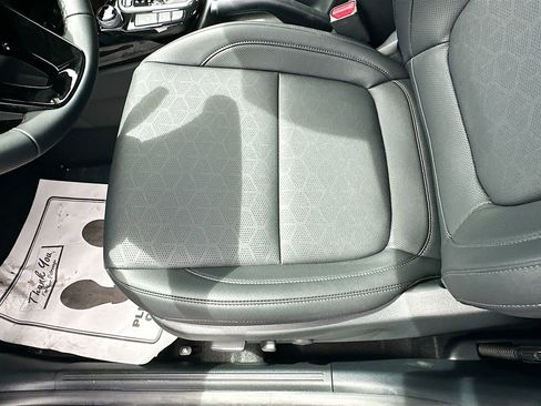 New 2026 Kia Seltos EX FWD image 19