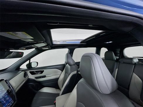 Certified 2025 Subaru Forester Limited w/ Protection Package image 12