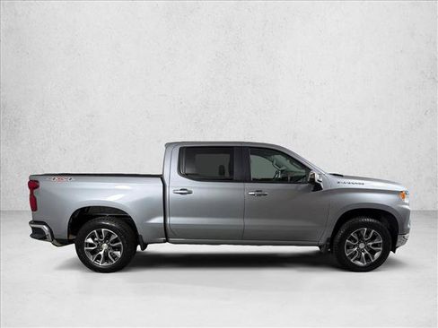 Used 2024 Chevrolet Silverado 1500 LT AWD/4WD image 2
