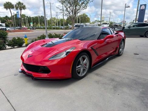 Used 2019 Chevrolet Corvette Stingray Coupe w/ 1LT RWD image 2
